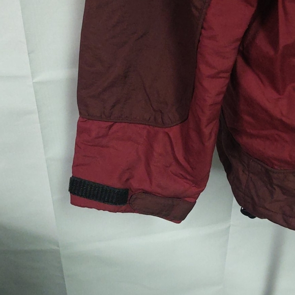 Gap hooded maroon & red lightweight winter… - Picture 6 of 13